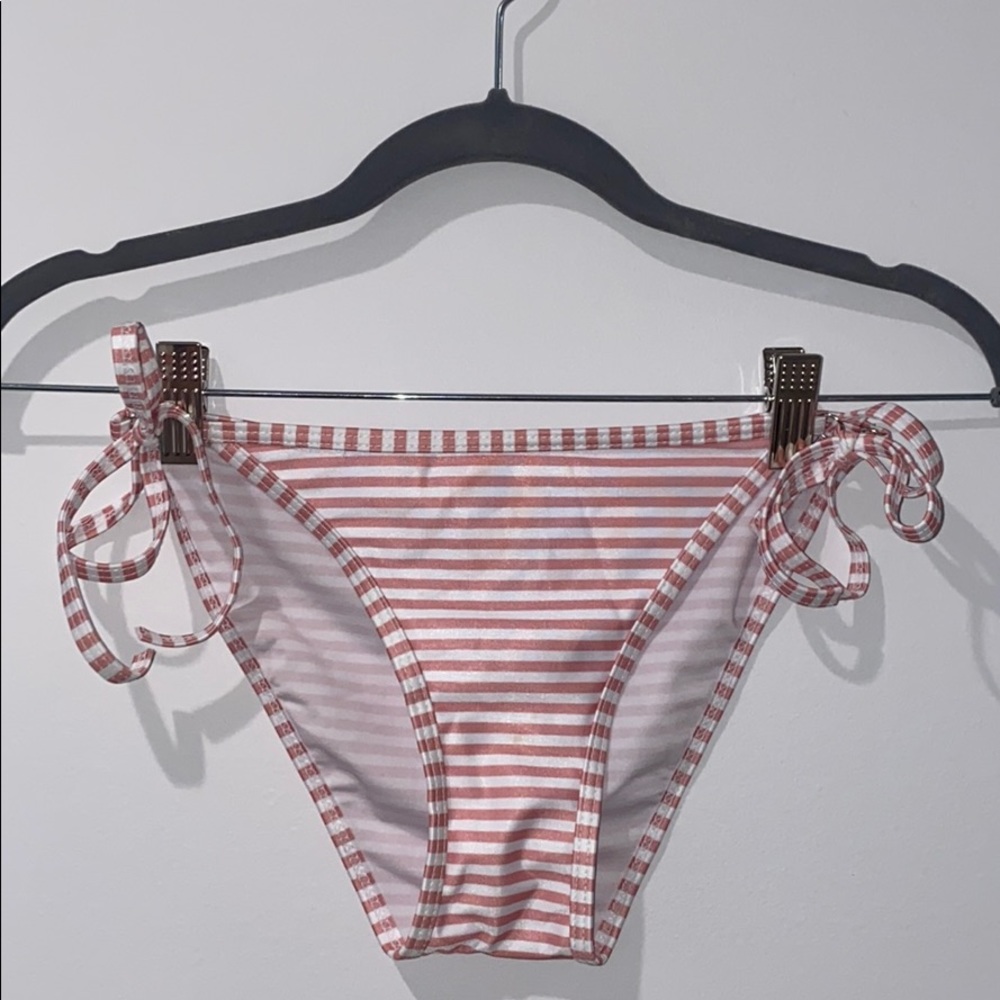 Bathing suit bottoms